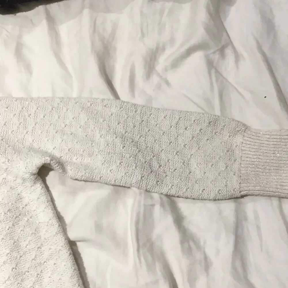 Gap 3t cream golden shimmer sweater worn once